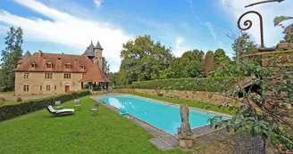 La Maison des Bois gîte du Domaine de Montintin à Chateau Chervix - la piscine_23 La Maison des Bois gîte du Domaine de Montintin à Chateau Chervix - la piscine_23