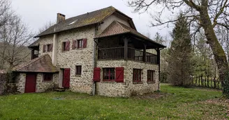La Maison des Bois gîte du Domaine de Montintin à Chateau Chervix_21 La Maison des Bois gîte du Domaine de Montintin à Chateau Chervix_21