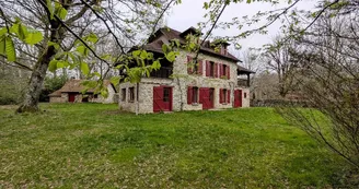 La Maison des Bois gîte du Domaine de Montintin à Chateau Chervix _2 La Maison des Bois gîte du Domaine de Montintin à Chateau Chervix _2
