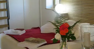 La chambre à coucher, le Blanzou, du nom du ruisseau voisin._23