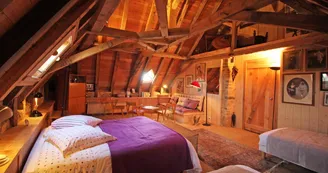 Les Hauts de Fressanges à Vicq sur breuilh - la chambre Grenier_13