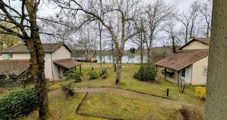 Gite "Pierrelaine - Etang de La Roche" à Meuzac en Haute-Vienne (Limousin)- vue chambre double_11