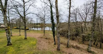 Gite "Chavagnac - Etang de La Roche" à Meuzac en Haute-Vienne (Limousin) - vue étage_3