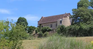 Le vieux château à Vicq sur Breuilh en Haute-Vienne (Nouvelle Aquitaine)_2
