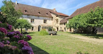 Le vieux château à Vicq sur Breuilh en Haute-Vienne (Nouvelle Aquitaine)_40