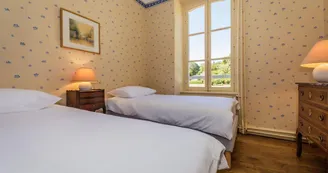 Le Petit Château à Vicq sur Breuilh en Haute-Vienne (Nouvelle Aquitaine) - Chambre Bonnaure_47 Le Petit Château à Vicq sur Breuilh en Haute-Vienne (Nouvelle Aquitaine) - Chambre Bonnaure_47
